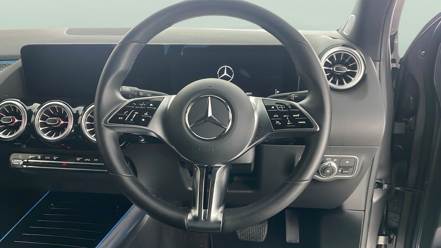 Used Mercedes-Benz EQA 2024 for sale - 76545088: Photo 16