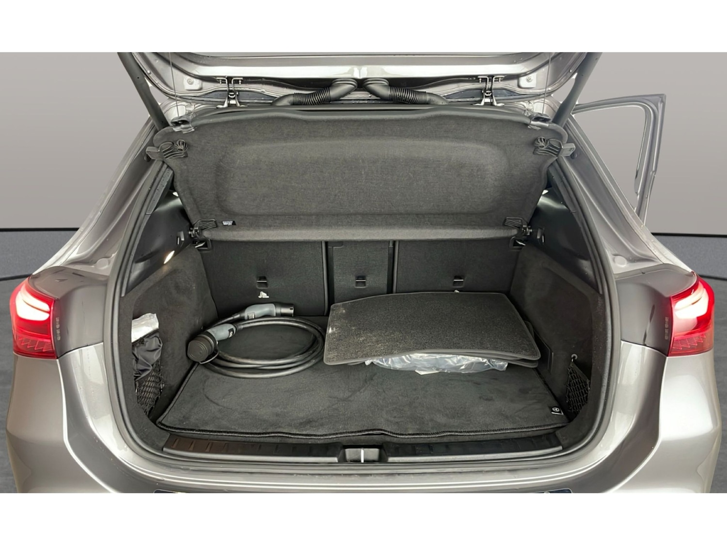 Used Mercedes-Benz EQA 2024 for sale - 76545088: Photo 23