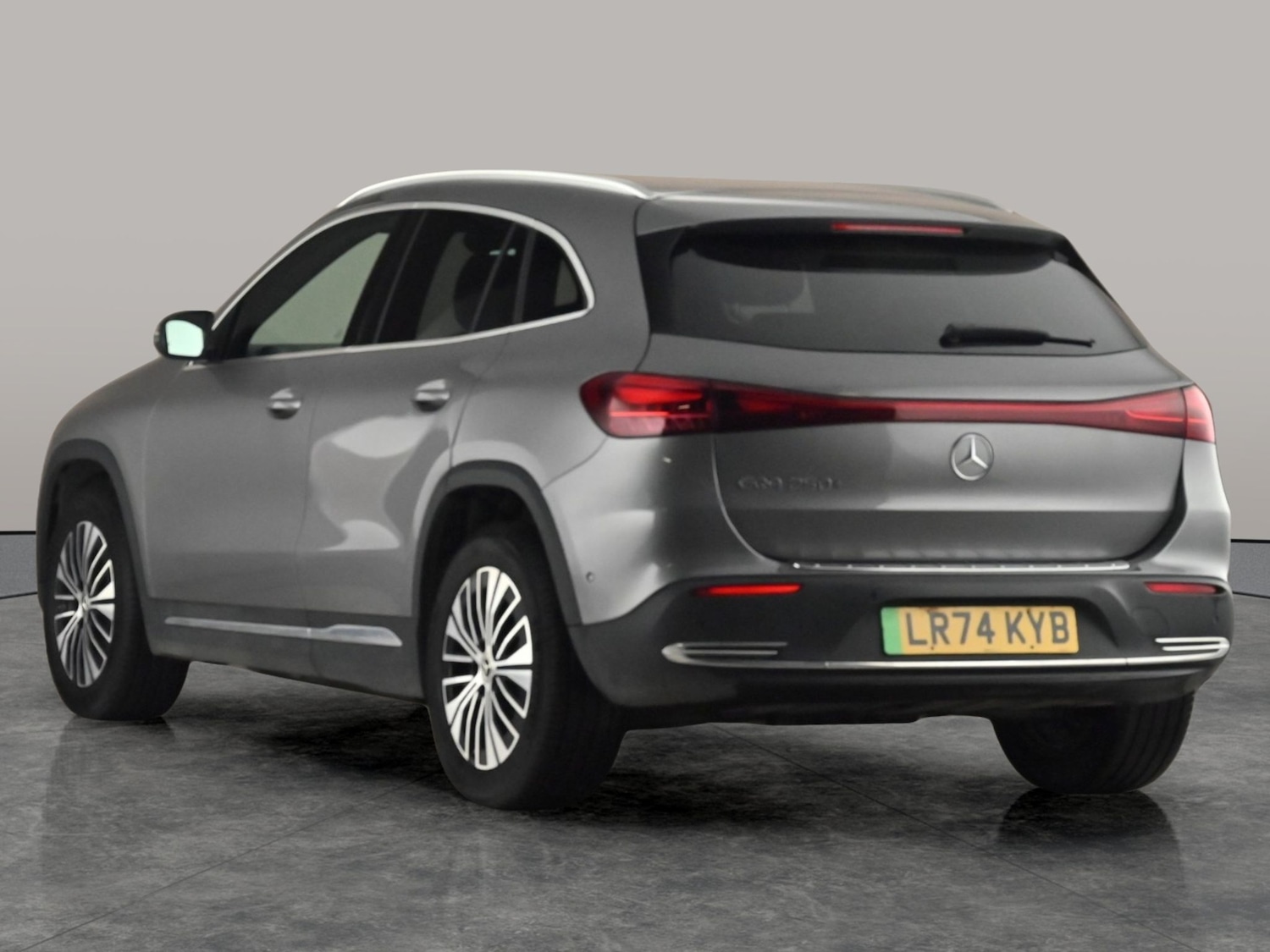 Used Mercedes-Benz EQA 2024 for sale - 76545088: Photo 5