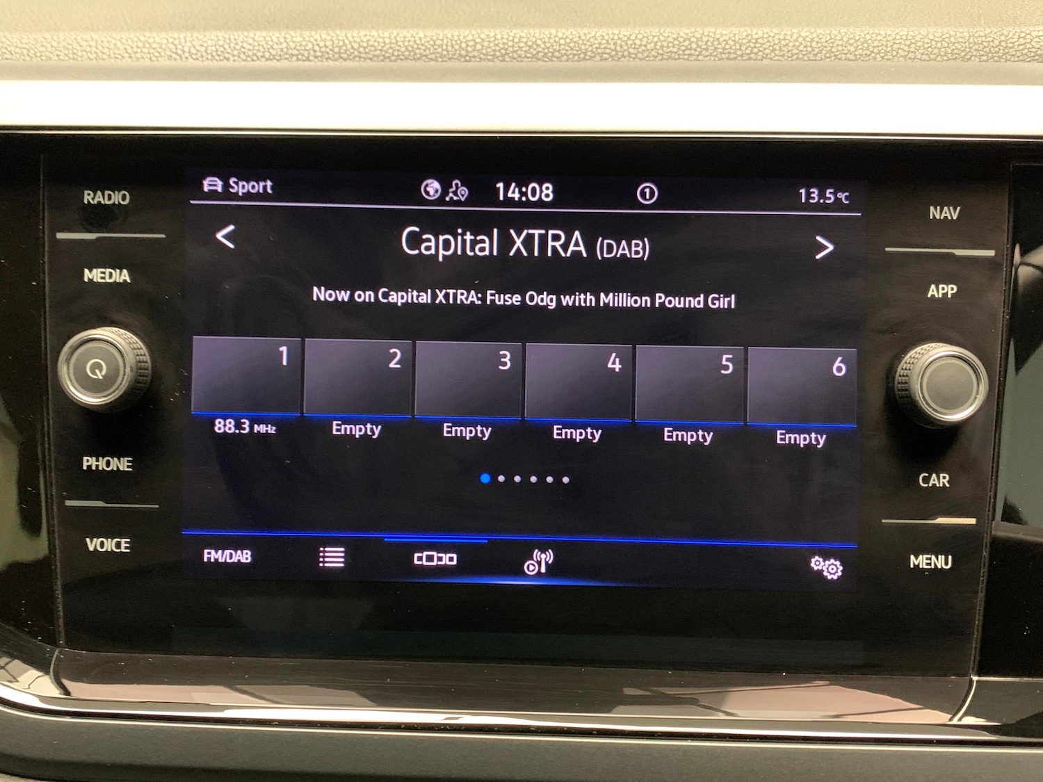 Used Volkswagen Taigo 2022 for sale - 76555004: Photo 7