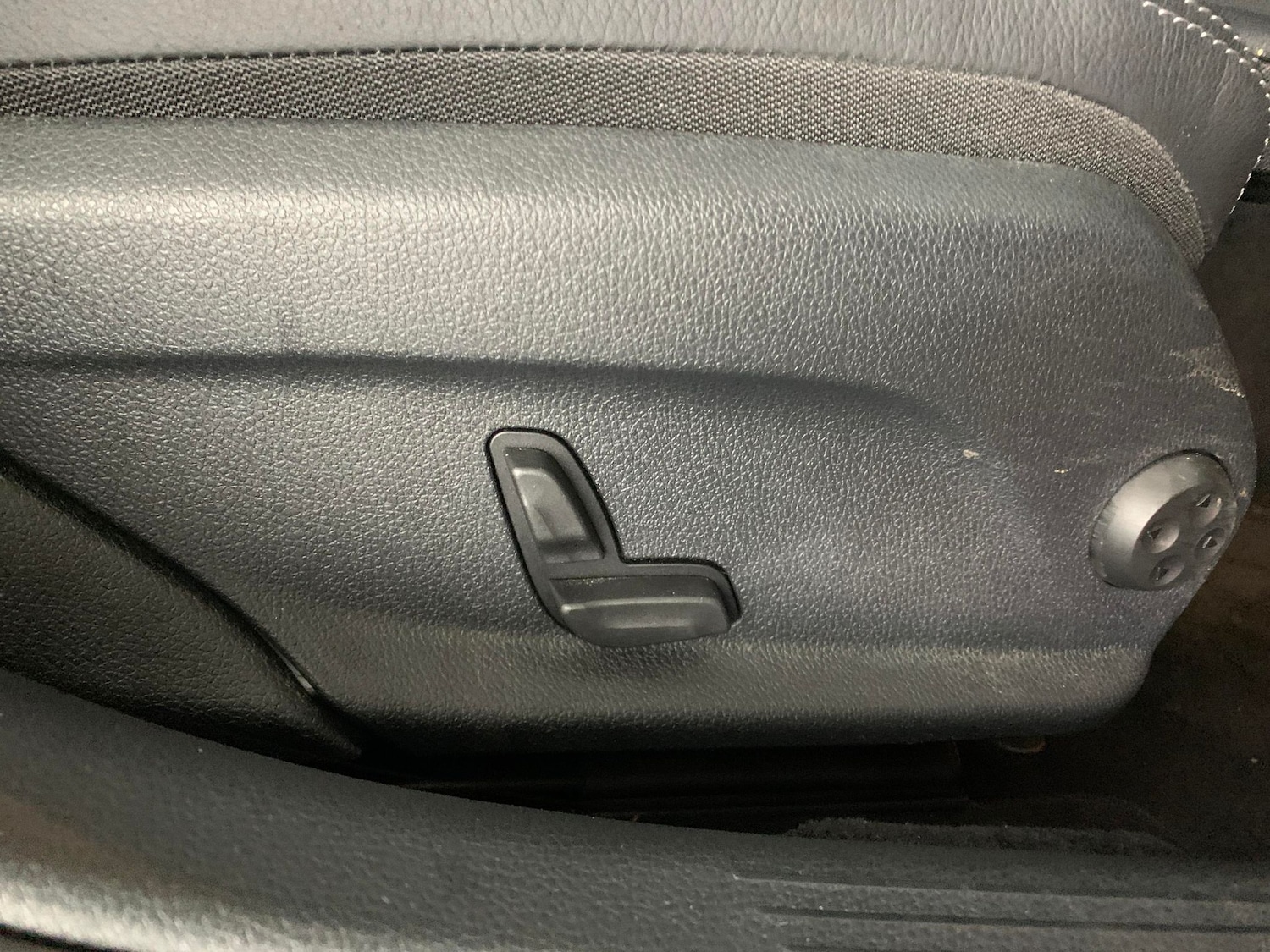 Used Mercedes-Benz C Class 2020 for sale - 76940260: Photo 21