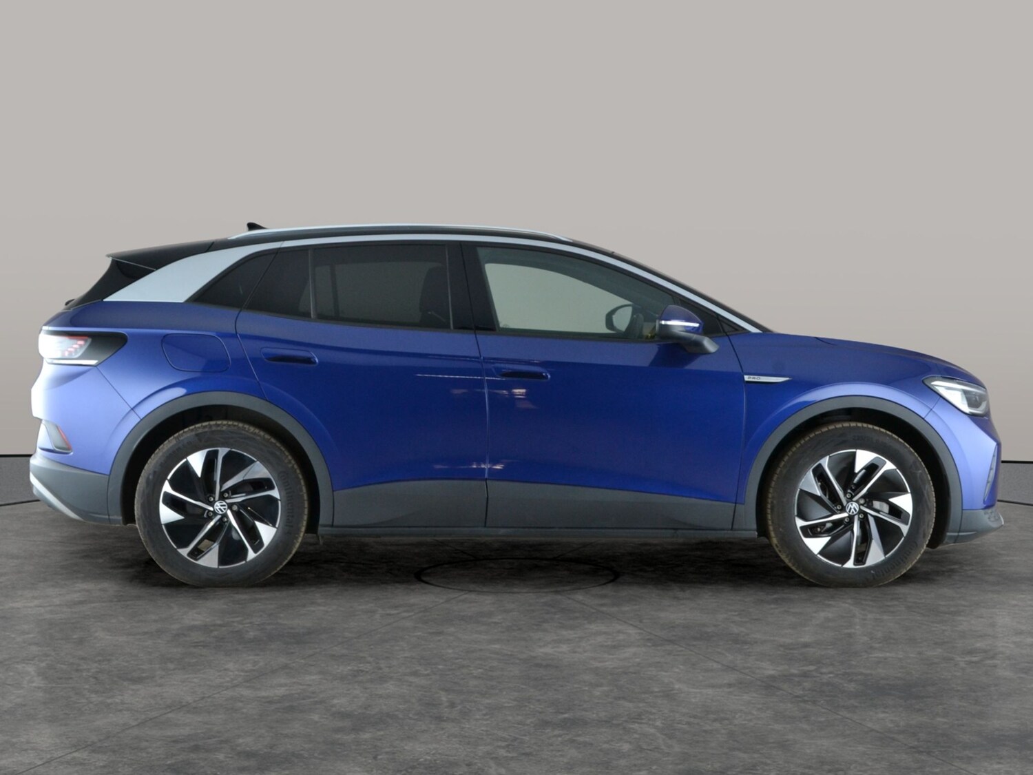 Used Volkswagen ID.4 2023 for sale - 78218570: Photo 11