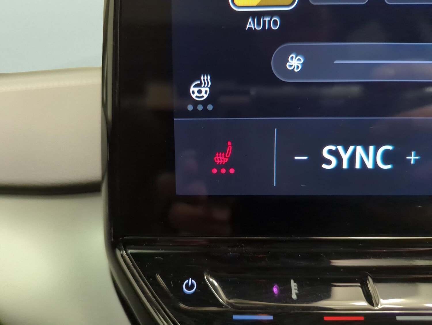 Used Volkswagen ID.4 2023 for sale - 78218570: Photo 22