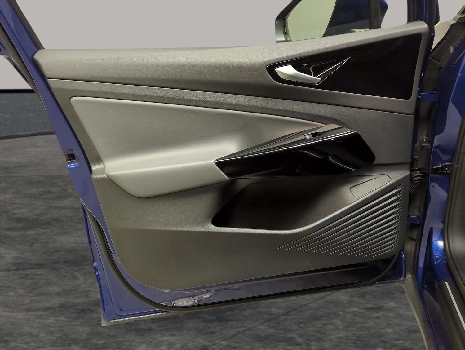 Used Volkswagen ID.4 2023 for sale - 78218570: Photo 32