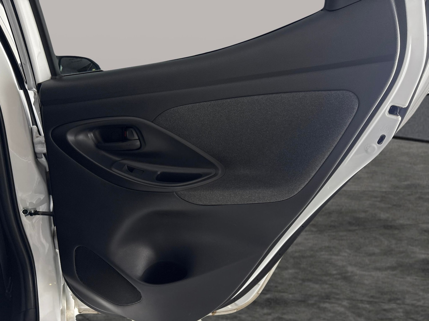 Used Toyota Yaris 2021 for sale - 76262282: Photo 36