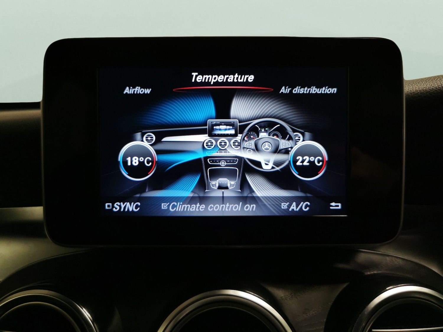 Used Mercedes-Benz GLC 2018 for sale - 76612361: Photo 16