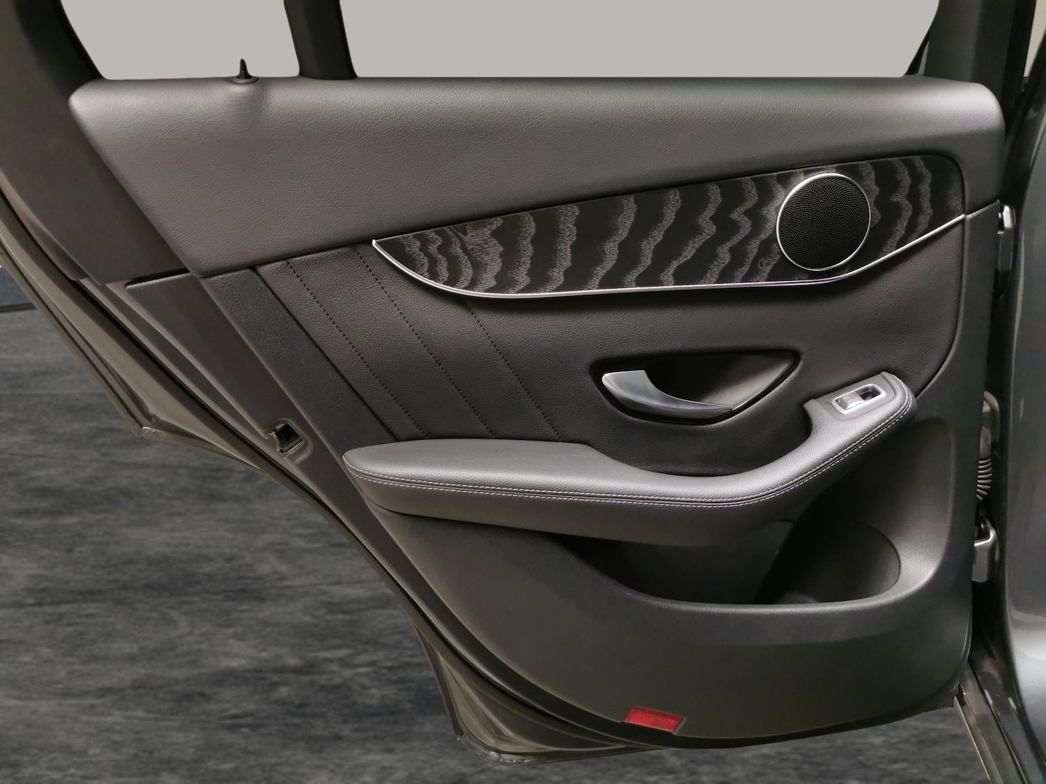 Used Mercedes-Benz GLC 2018 for sale - 76612361: Photo 28