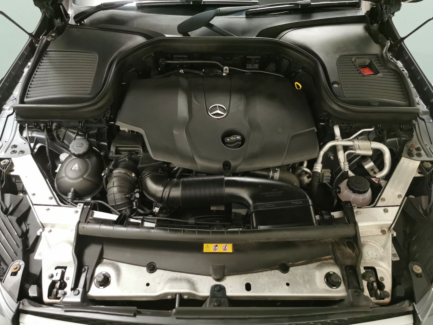 Used Mercedes-Benz GLC 2018 for sale - 76612361: Photo 32