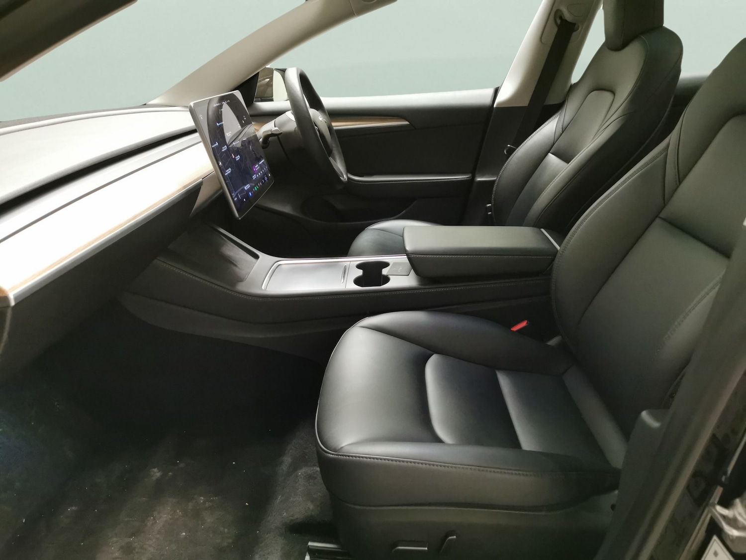 Used Tesla Model 3 2021 for sale - 76383010: Photo 6