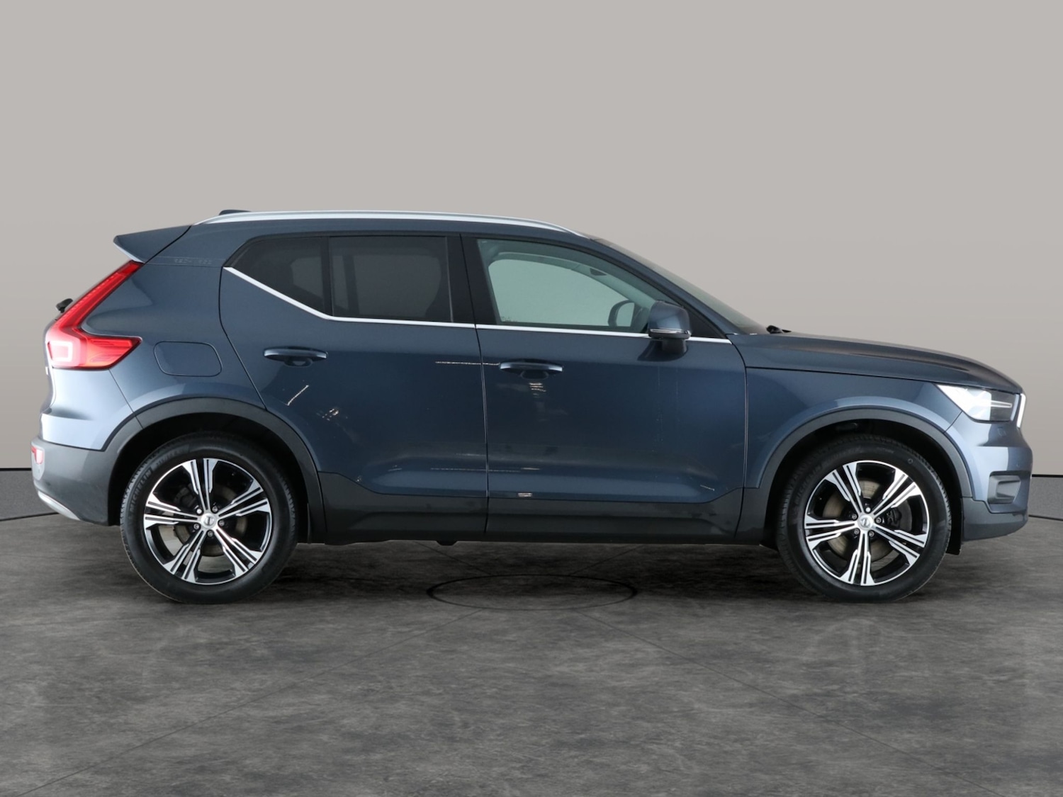 Used Volvo XC40 2021 for sale - 77381339: Photo 10