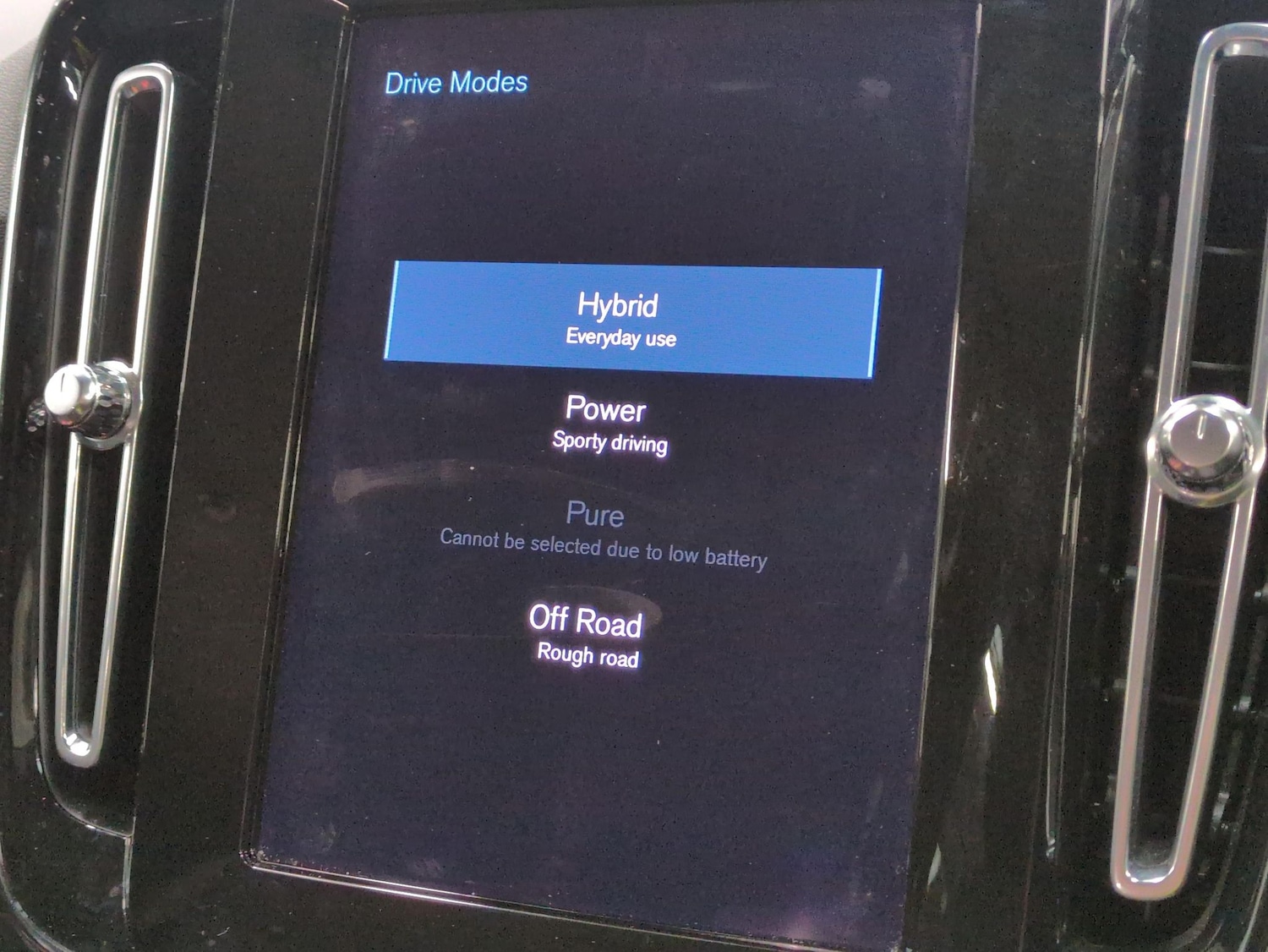 Used Volvo XC40 2021 for sale - 77381339: Photo 16