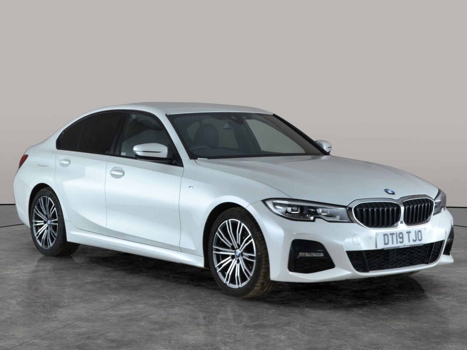 Used BMW 3 Series 2019 for sale - 77178617: Photo 8