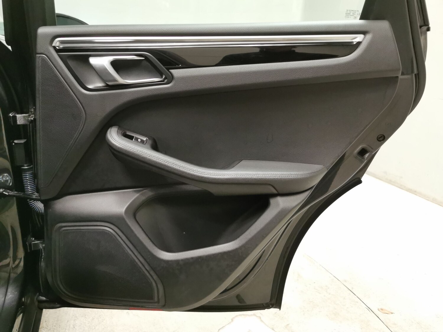 Used Porsche Macan 2021 for sale - 77483136: Photo 33