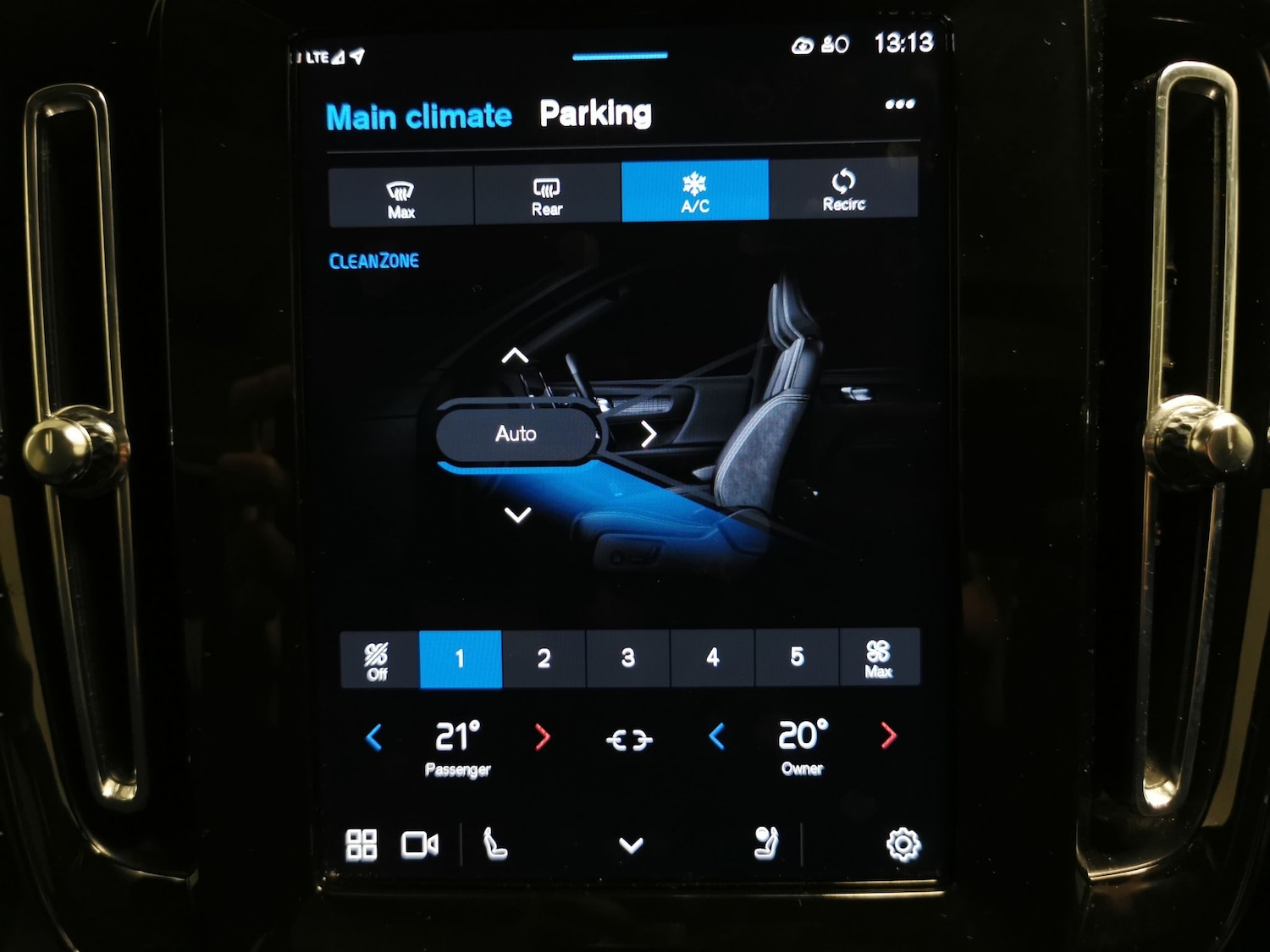 Used Volvo XC40 2022 for sale - 78001013: Photo 19