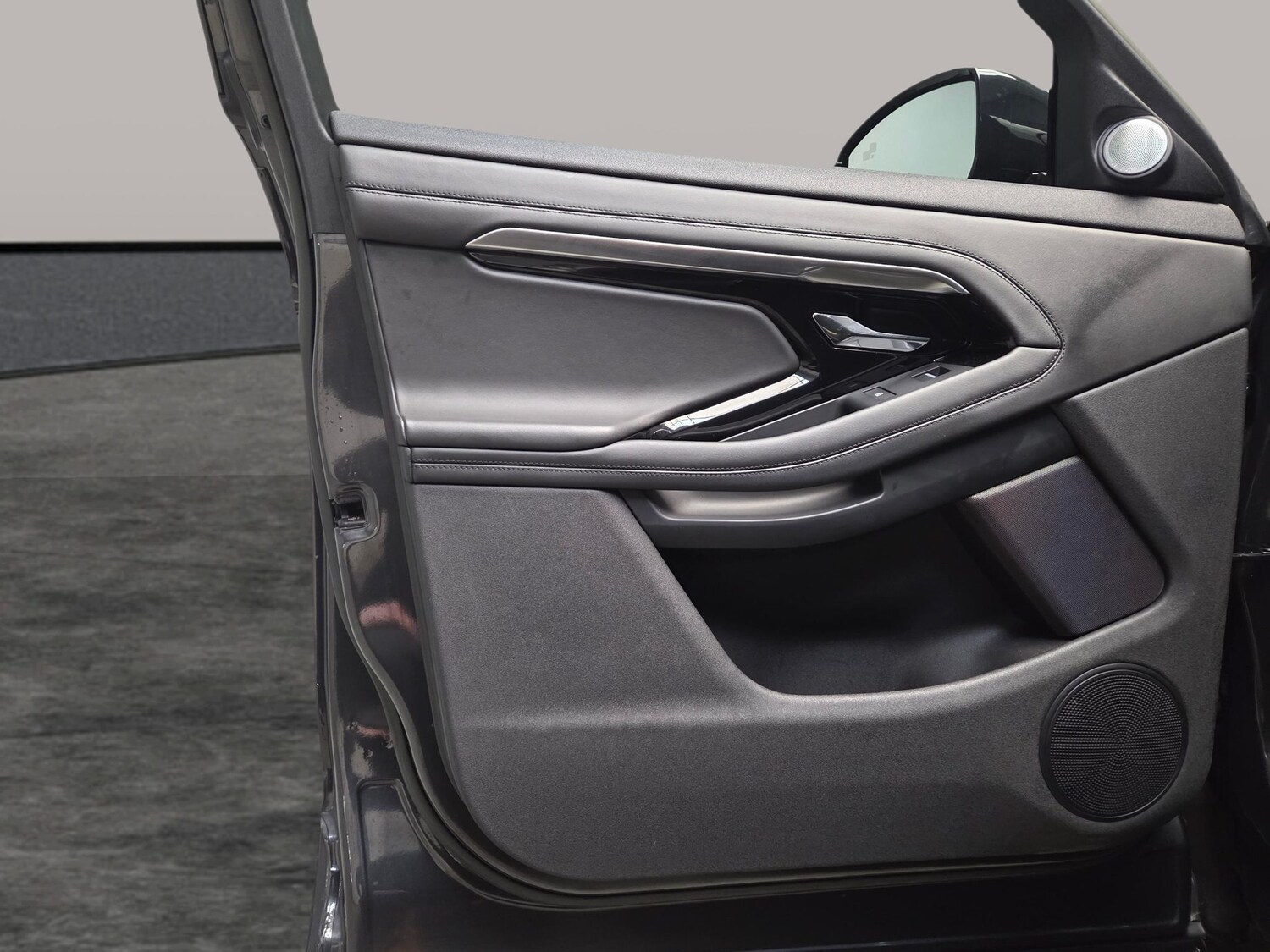 Used Land Rover Range Rover Evoque 2022 for sale - 77493130: Photo 30