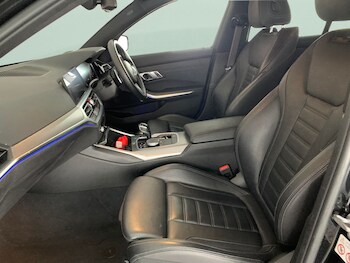 Used BMW 3 Series 2021 for sale - 77241222: Photo