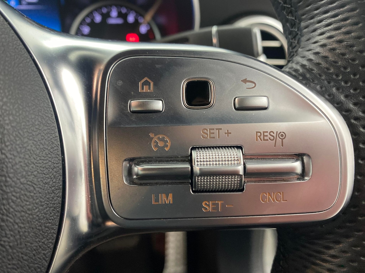 Used Mercedes-Benz GLC 2020 for sale - 77088006: Photo 20