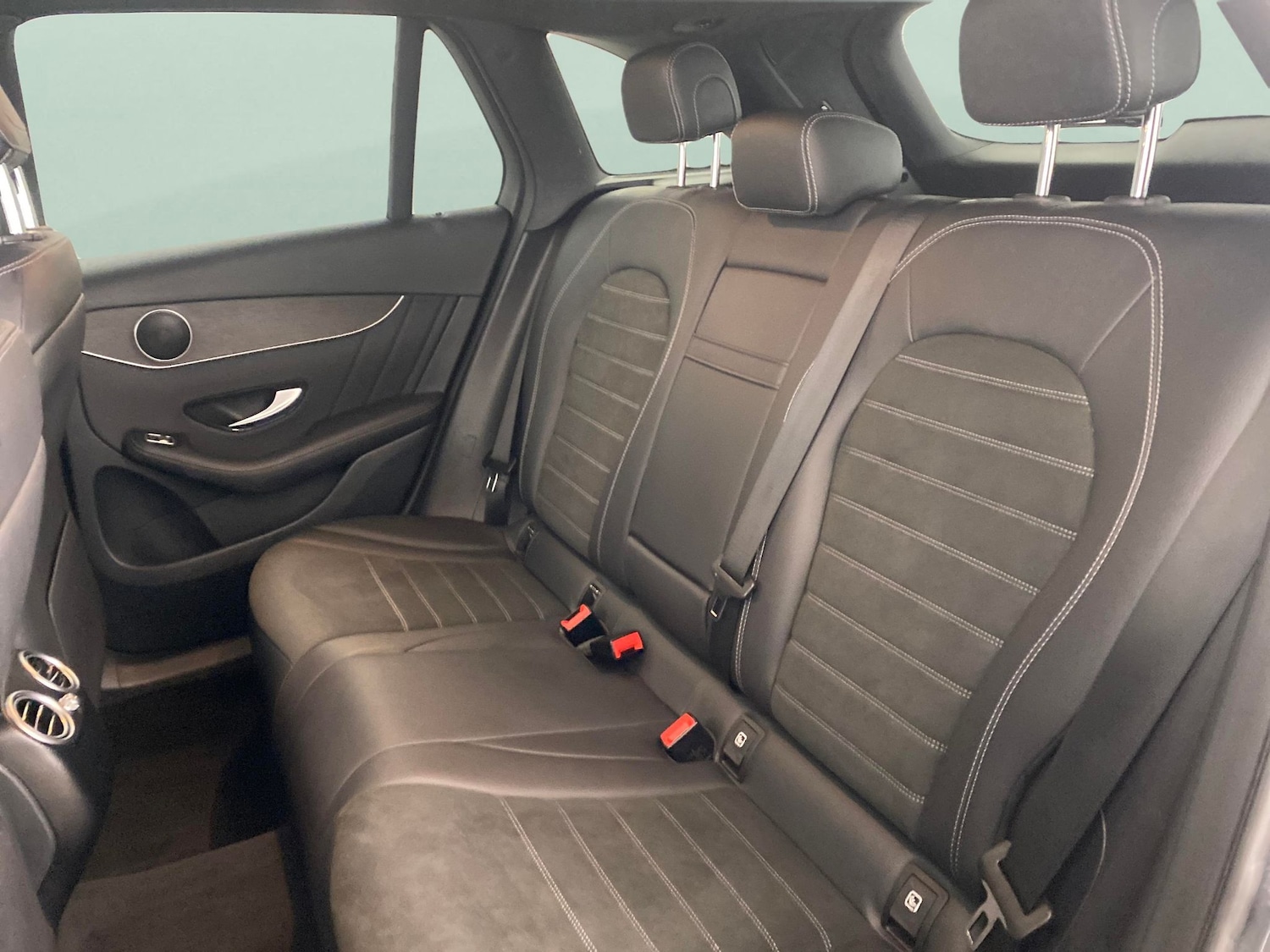 Used Mercedes-Benz GLC 2020 for sale - 77088006: Photo 26