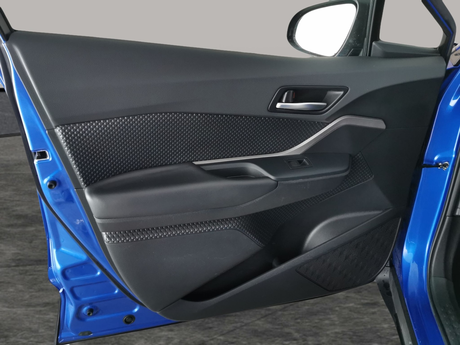 Used Toyota C-HR 2020 for sale - 77071259: Photo 28