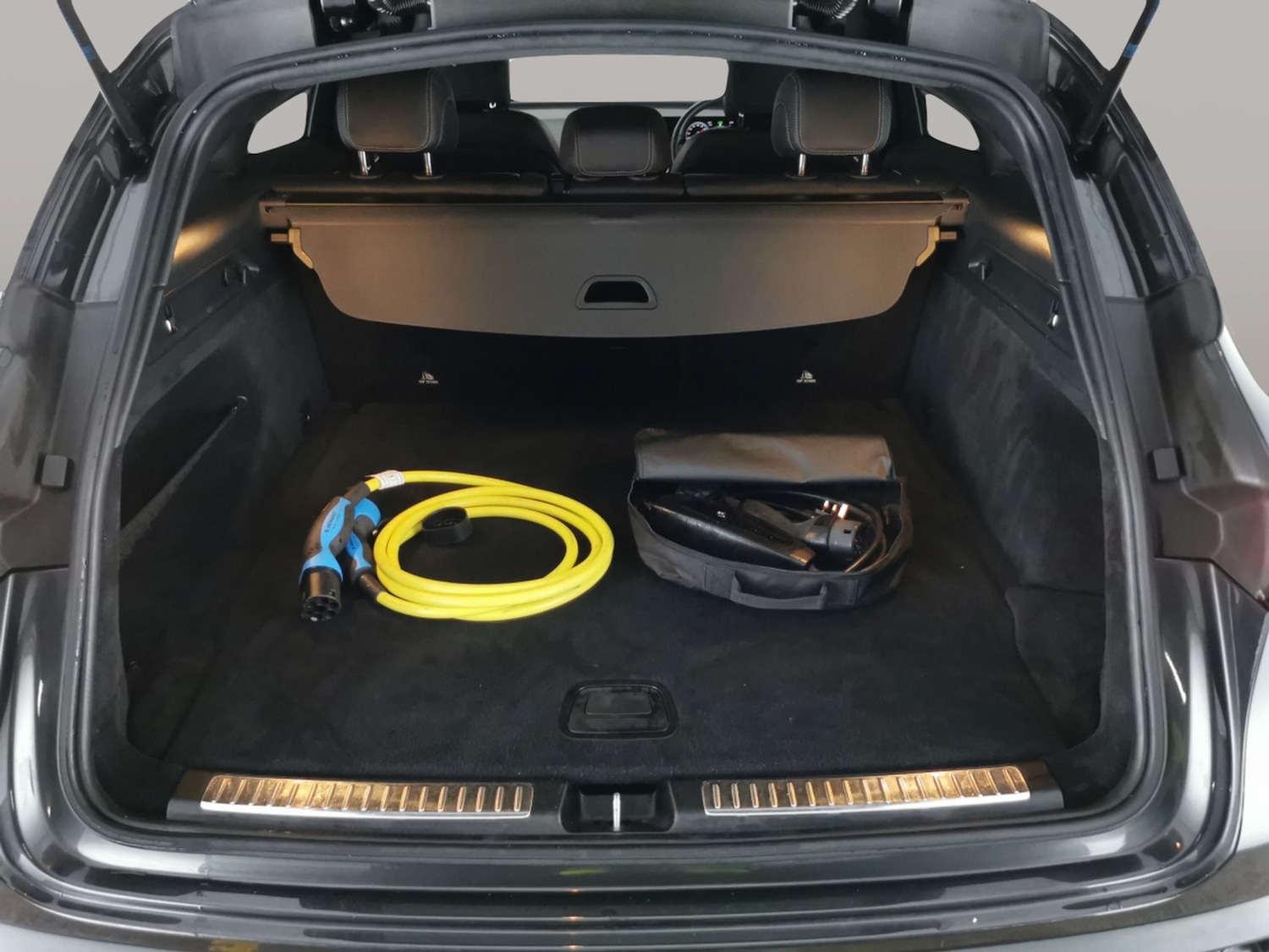 Used Mercedes-Benz EQC 2021 for sale - 77706520: Photo 37