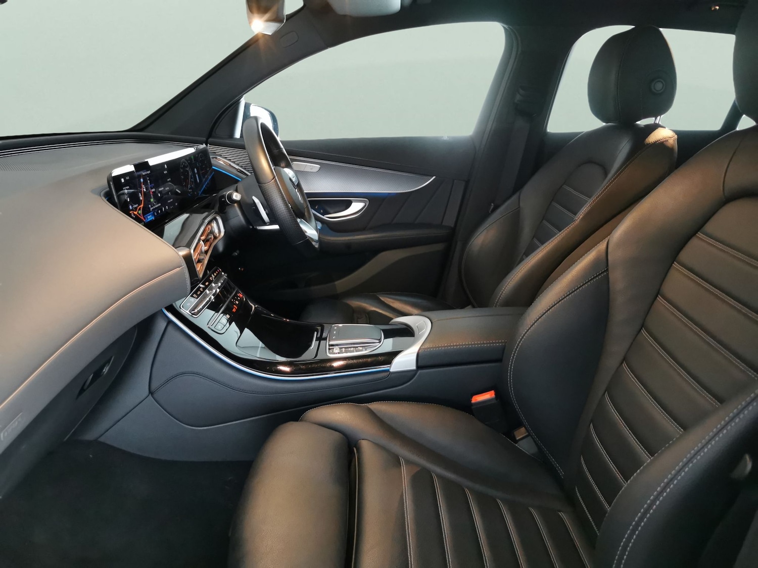 Used Mercedes-Benz EQC 2021 for sale - 77706520: Photo 4