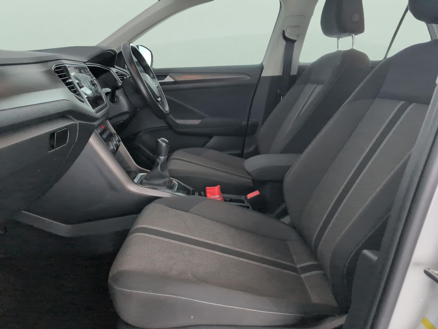 Used Volkswagen T-Roc 2018 for sale - 76475416: Photo 4