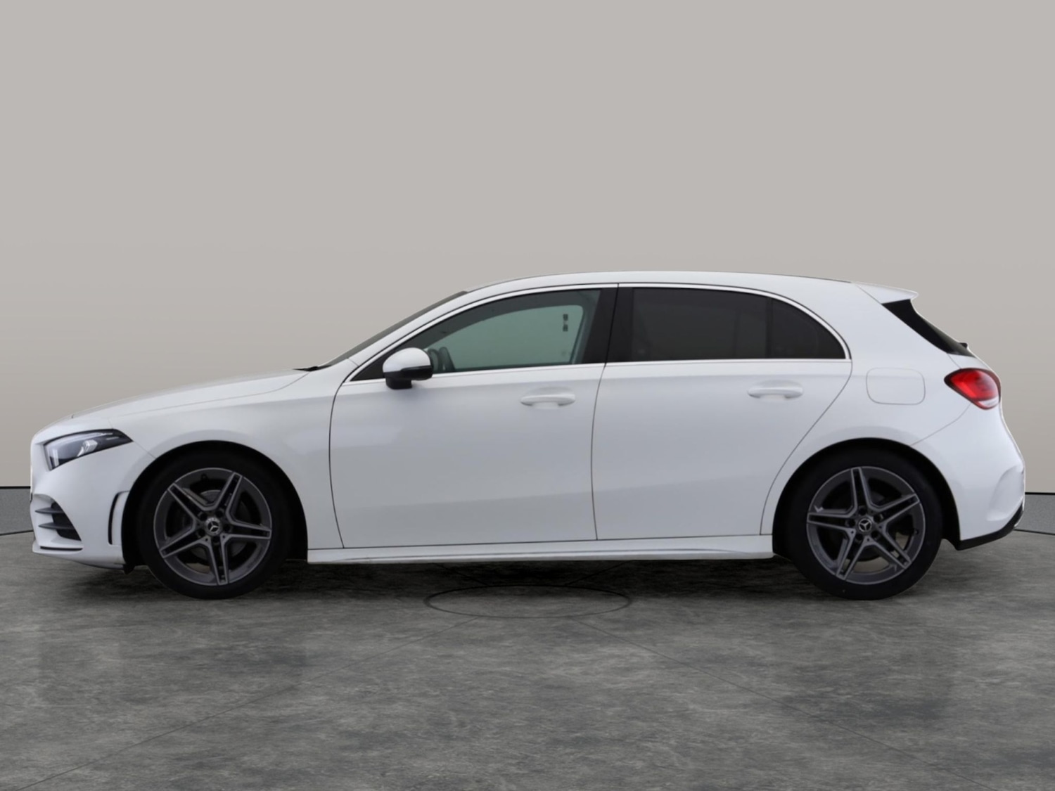 Used Mercedes-Benz A-Class 2018 for sale - 77043594: Photo 9