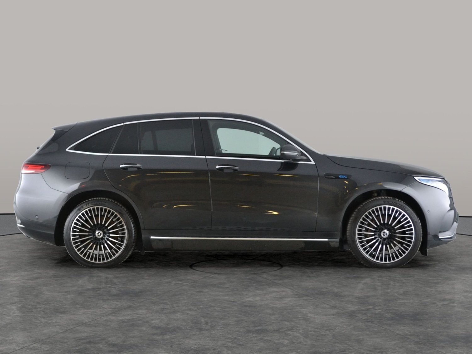 Used Mercedes-Benz EQC 2022 for sale - 77763207: Photo 13