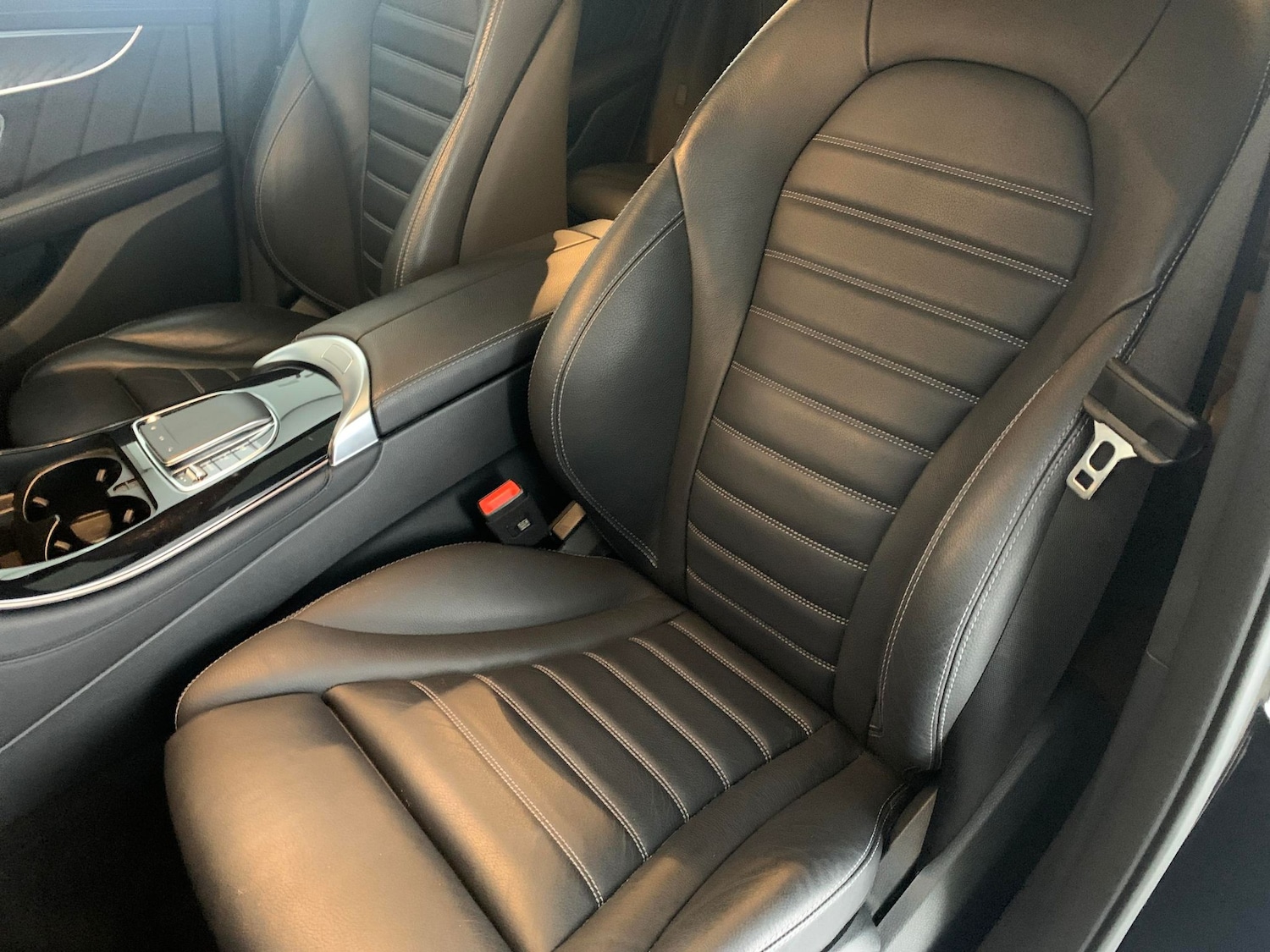 Used Mercedes-Benz EQC 2022 for sale - 76542582: Photo 9