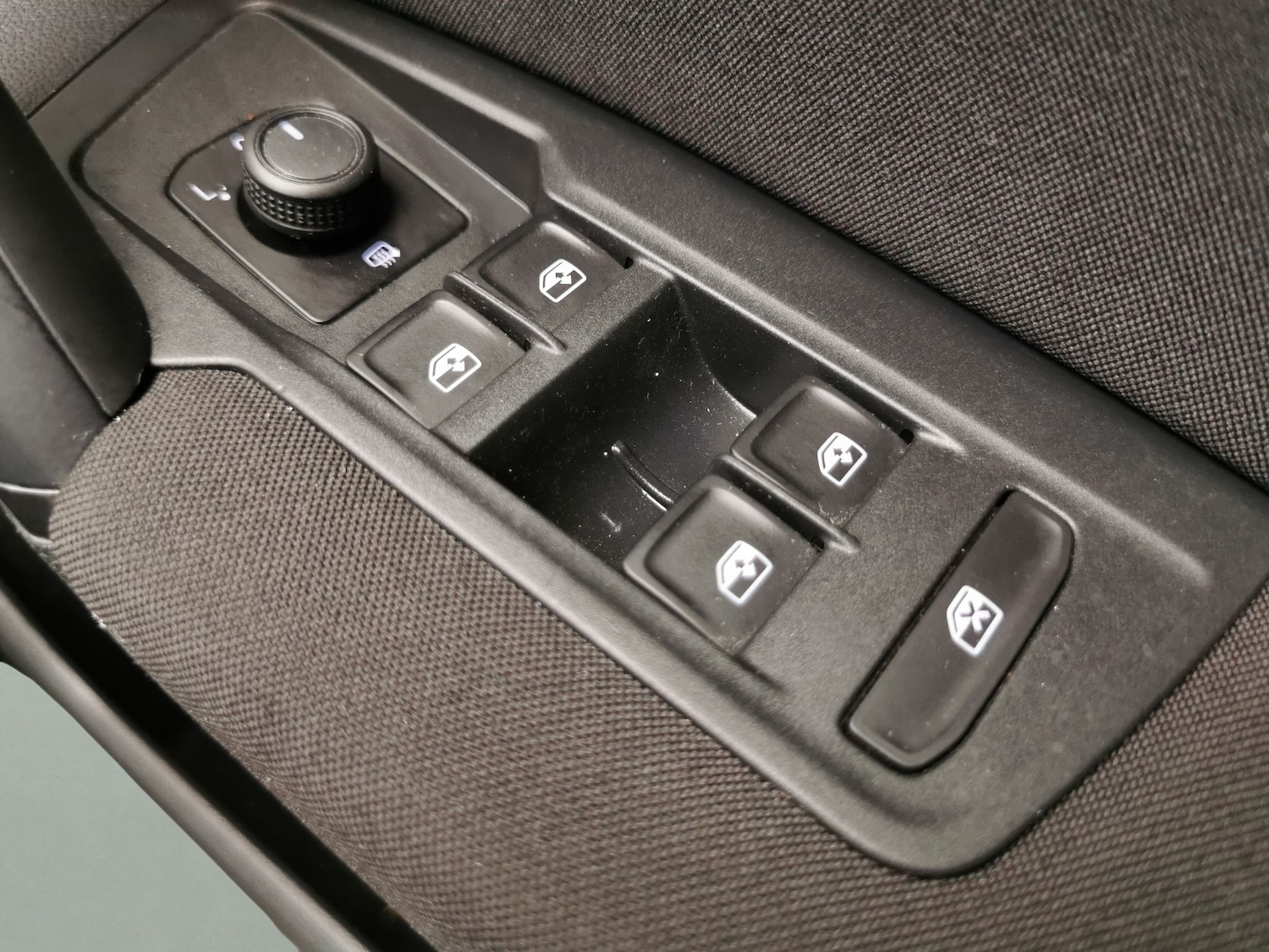 Used Volkswagen Tiguan 2022 for sale - 76353513: Photo 21