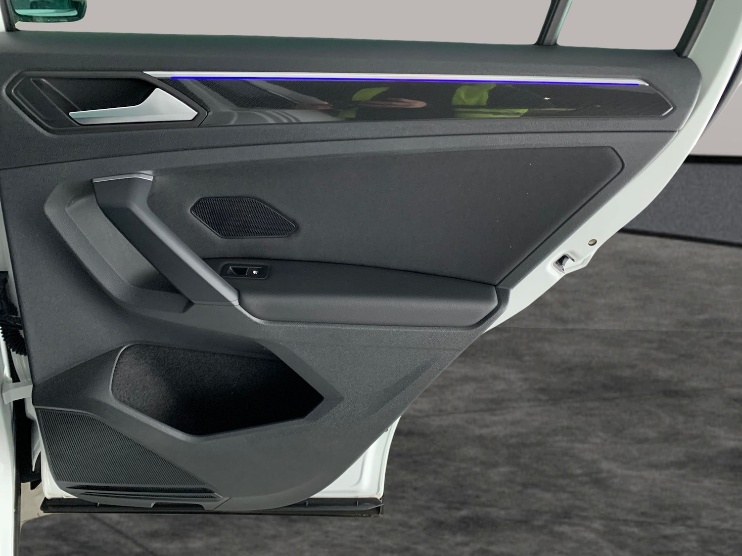 Used Volkswagen Tiguan 2023 for sale - 77086404: Photo 34