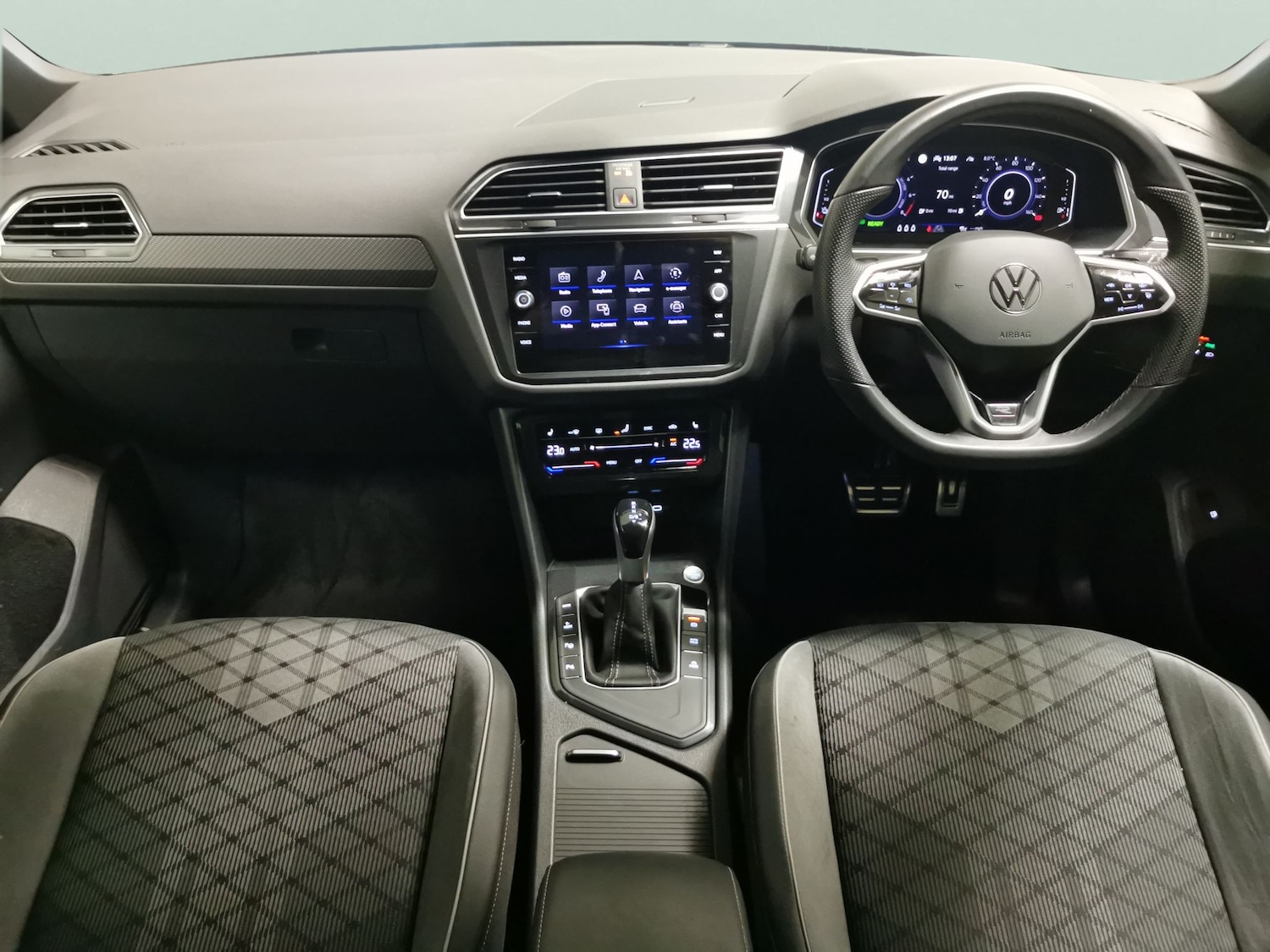 Used Volkswagen Tiguan 2023 for sale - 77316609: Photo 6