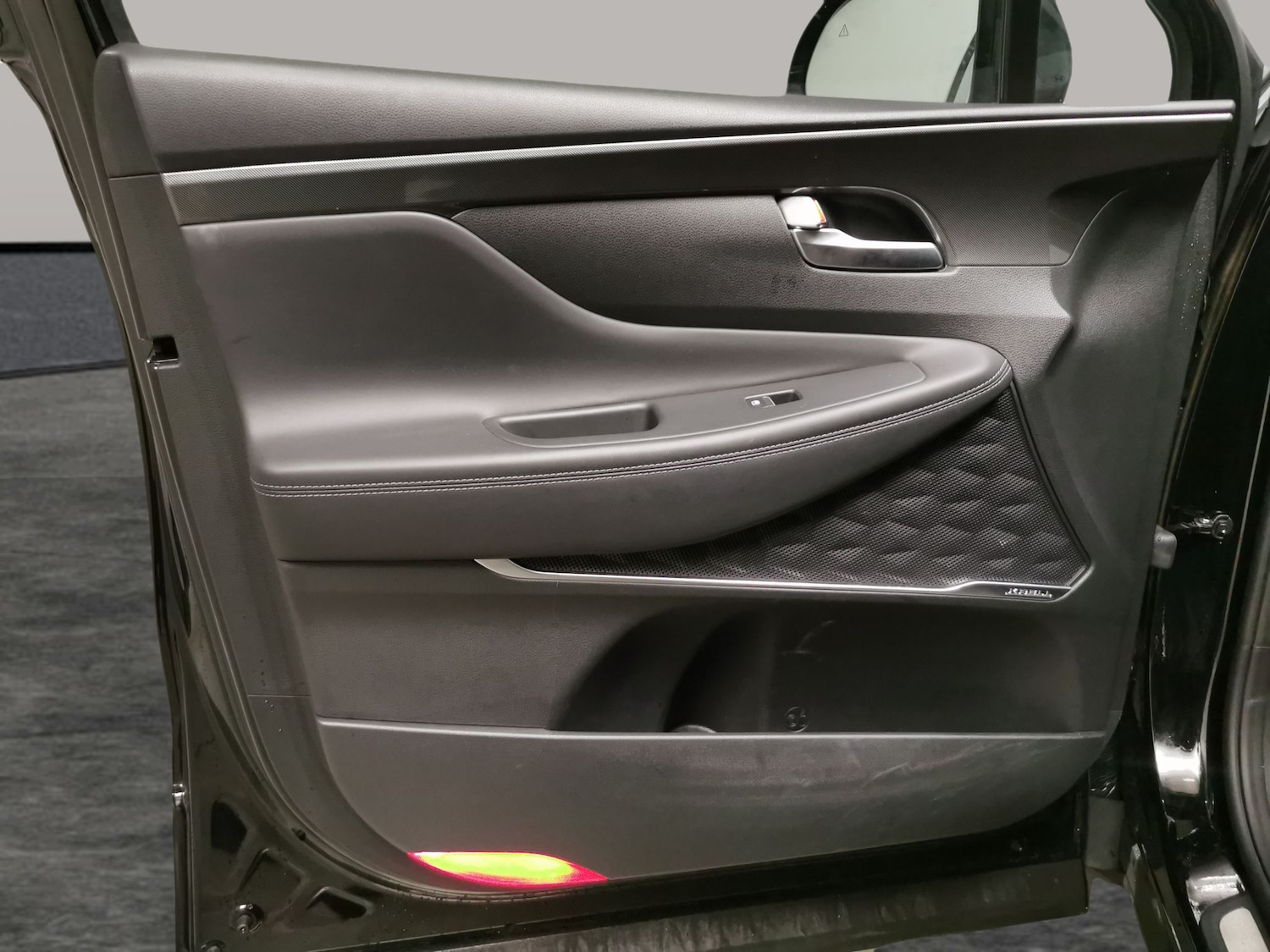 Used Hyundai Santa Fe 2023 for sale - 77178621: Photo 32