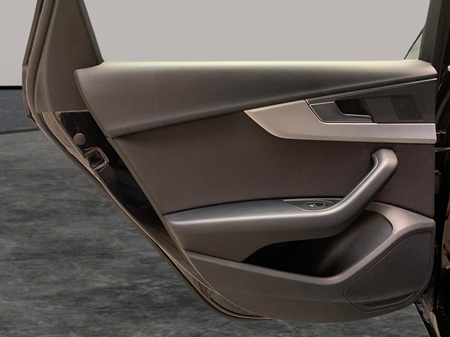 Used Audi A4 2021 for sale - 77942592: Photo 25