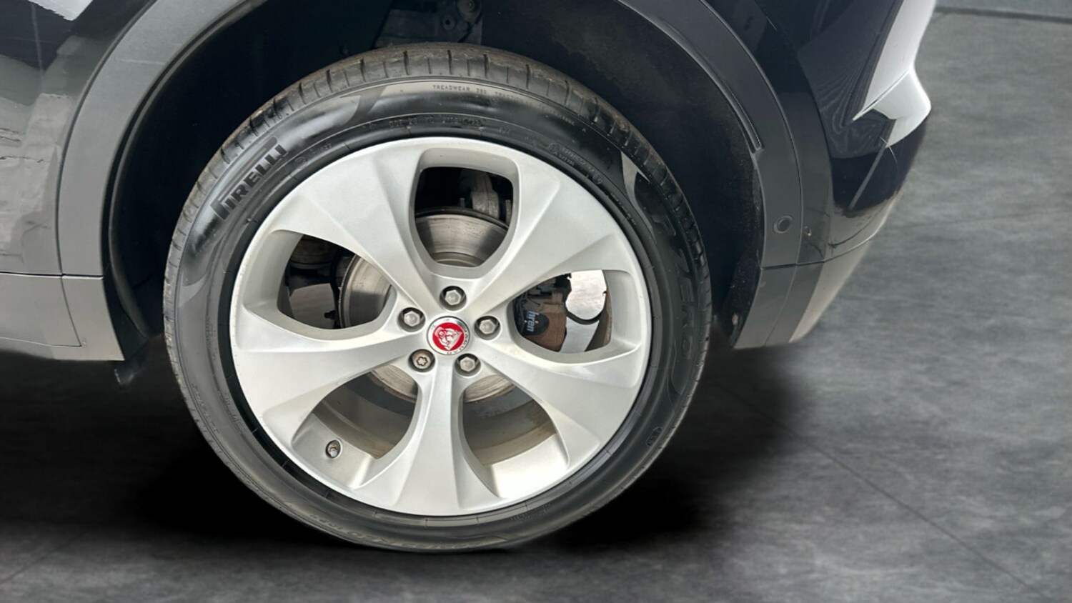 Used Jaguar E-Pace 2018 for sale - 77418121: Photo 10