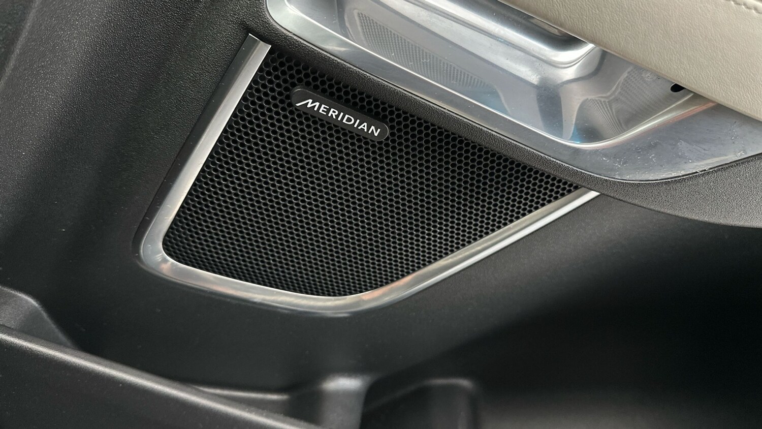 Used Jaguar E-Pace 2018 for sale - 77418121: Photo 27