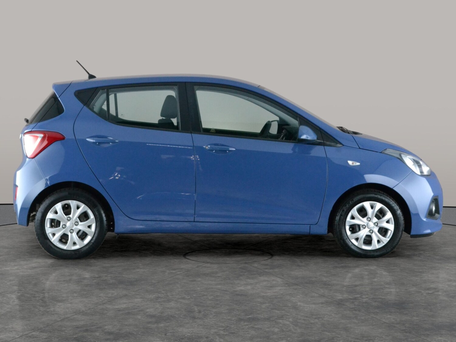 Used Hyundai i10 2016 for sale - 77638288: Photo 7