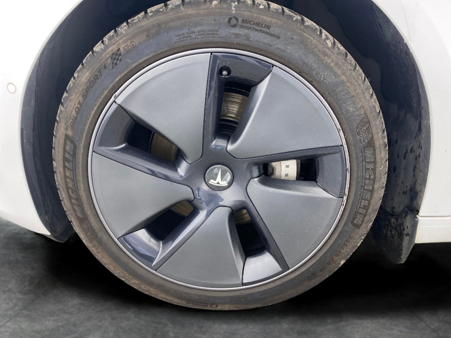 Used Tesla Model 3 2021 for sale - 76342358: Photo 30