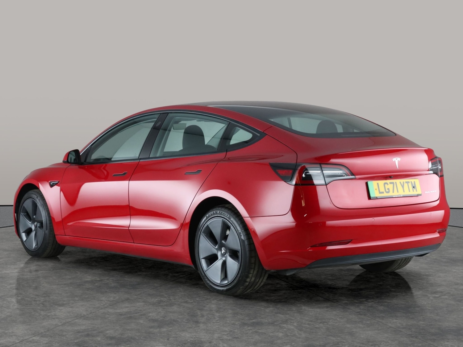 Used Tesla Model 3 2021 for sale - 76182380: Photo 18