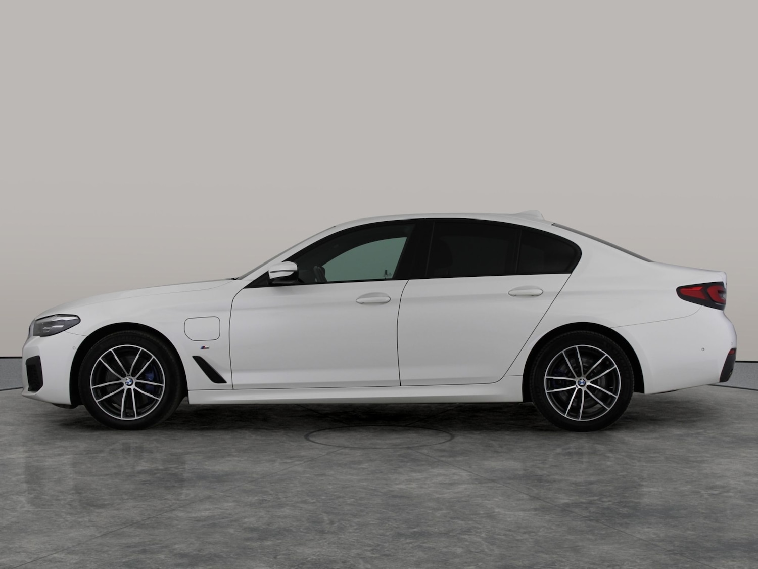 Used BMW 5 Series 2021 for sale - 76445261: Photo 11