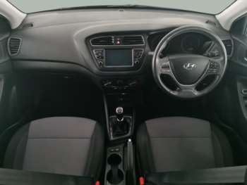 Used Hyundai i20 2019 for sale - 74866666: Photo