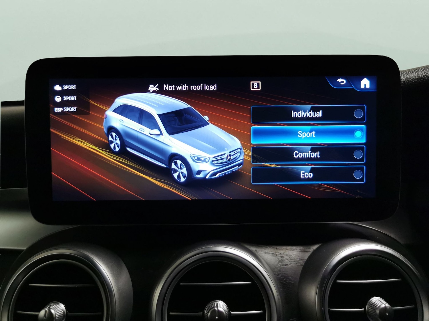 Used Mercedes-Benz GLC 2019 for sale - 77934637: Photo 18