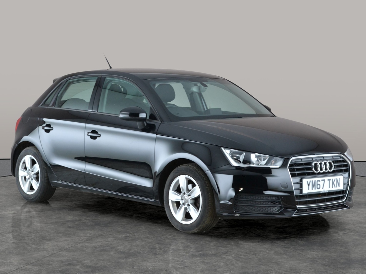 Used Audi A1 2018 for sale - 77232624: Photo 7