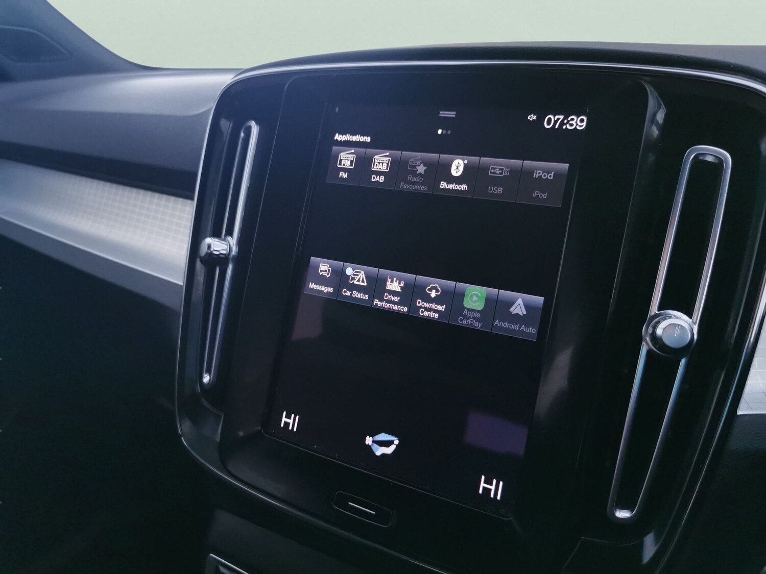 Used Volvo XC40 for sale - 77916938: Photo 14