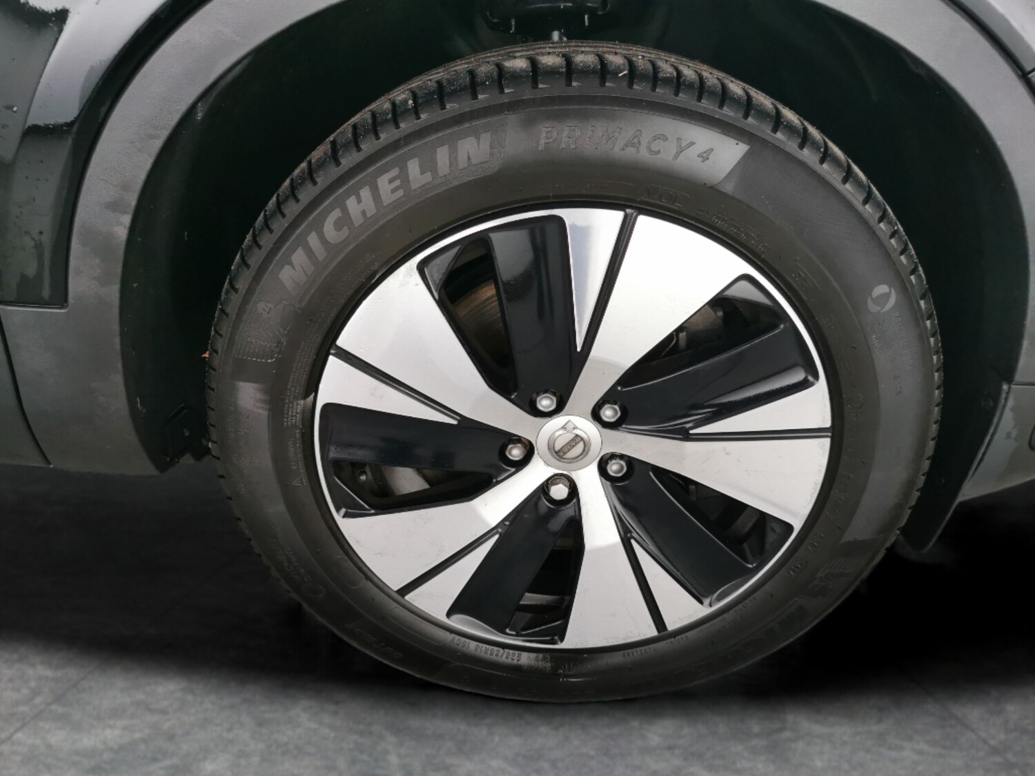 Used Volvo XC40 for sale - 77916938: Photo 22