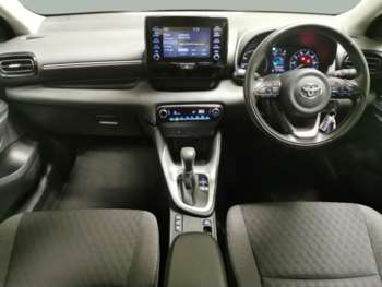 Used Toyota Yaris 2021 for sale - 74866643: Photo