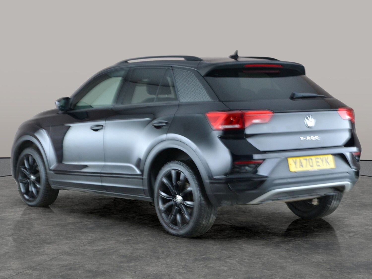 Used Volkswagen T-Roc 2021 for sale - 77505438: Photo 11