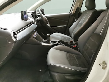 Used Mazda Mazda2 2022 for sale - 76266301: Photo 4