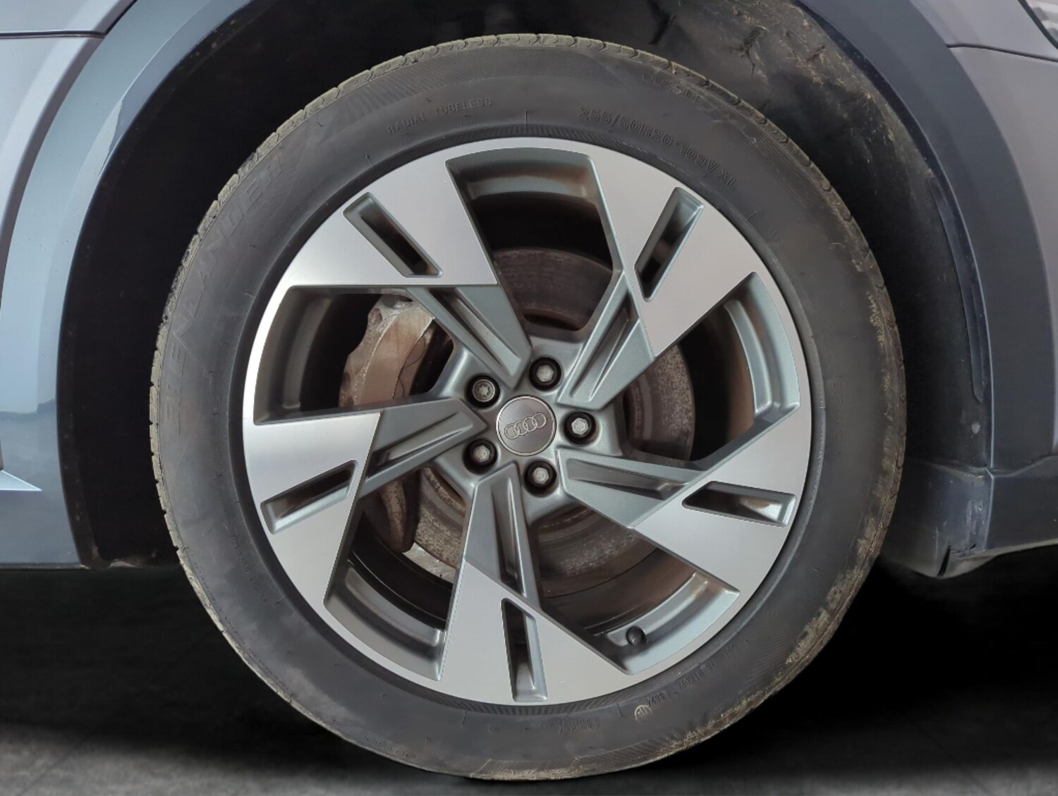 Used Audi e-tron 2020 for sale - 77842000: Photo 29