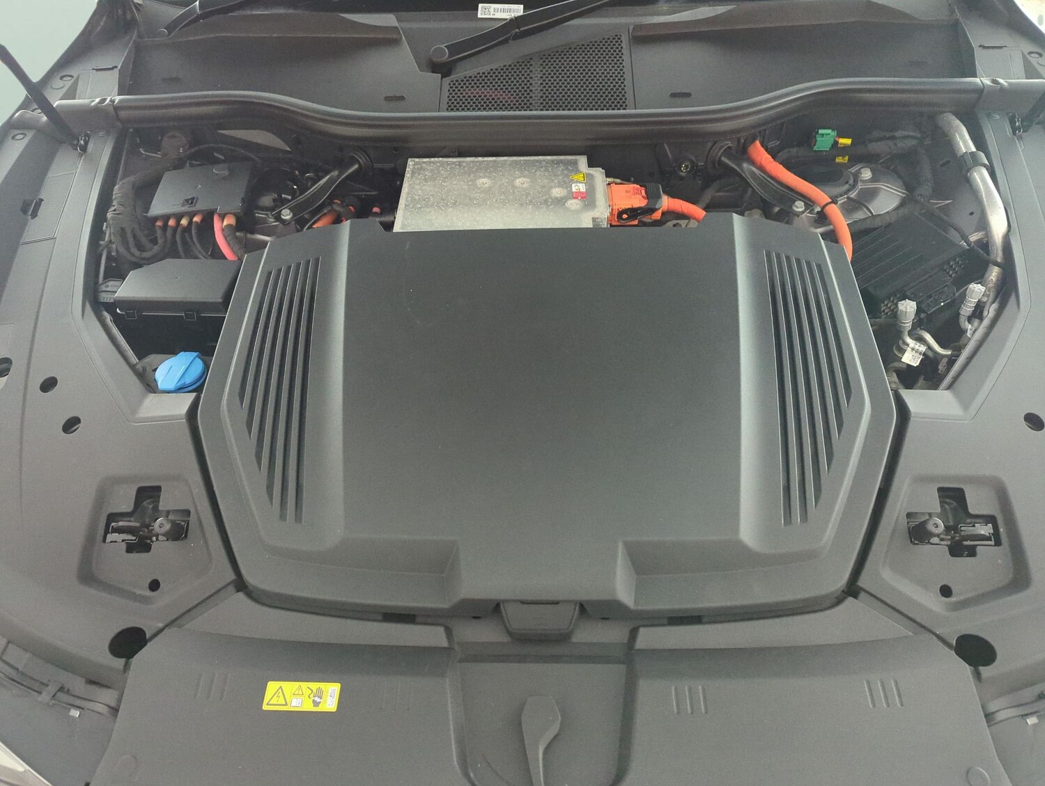 Used Audi e-tron 2020 for sale - 77842000: Photo 38